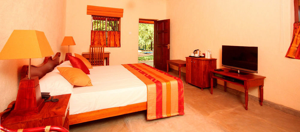 Grand & Gangula Hotell Dambulla Exteriör bild